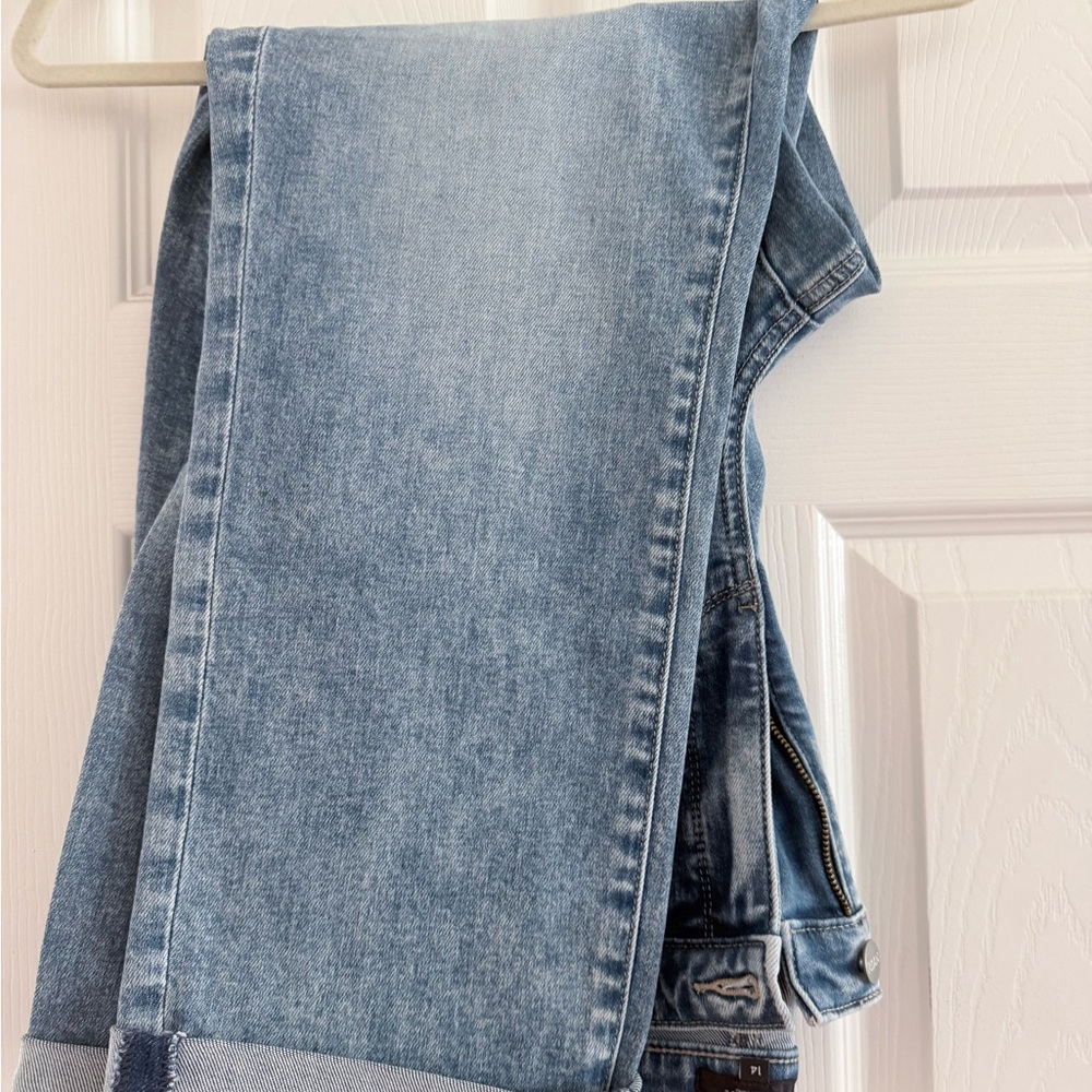 Light Wash Straight Leg Jeans - Light Blue - Picture 2 of 6
